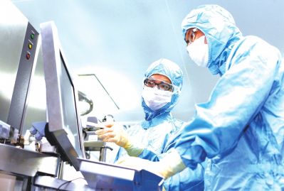 国务院《中国制造2025》，，，，，，，，生物医药等为重点领域