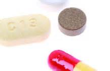 8月11号，，，，，，，，公司员工起劲加入2011年度献血