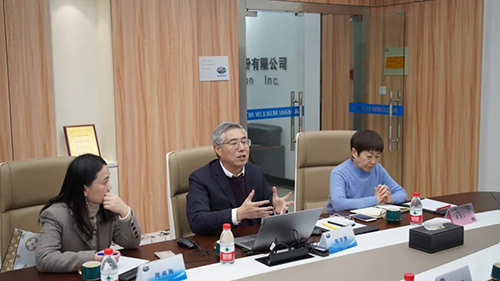 旋乐吧spin8生物医药首创人&CEO陈春麟博士，，，，，，，，药效部执行主任董文心博士，，，，，，，，公司事务部总监周南梅等