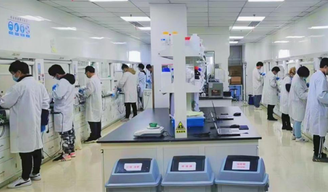 封控未曾歇工，，，复工更添效能