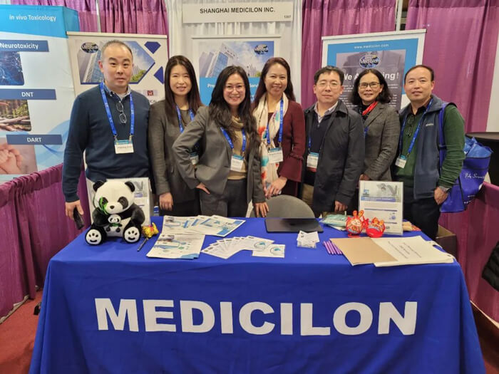 2-旋乐吧spin8团队在本次聚会与新老朋侪再次相聚一堂，，，，，，助力全球新药研发企业的产品开发.jpg