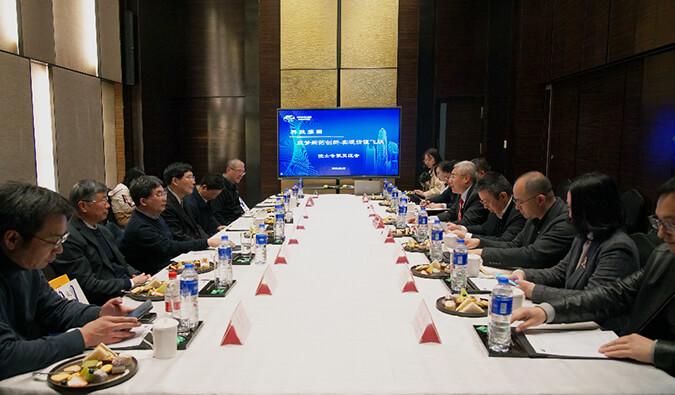 众院士专家齐聚旋乐吧spin8，，，，共话立异药怎样从0到1